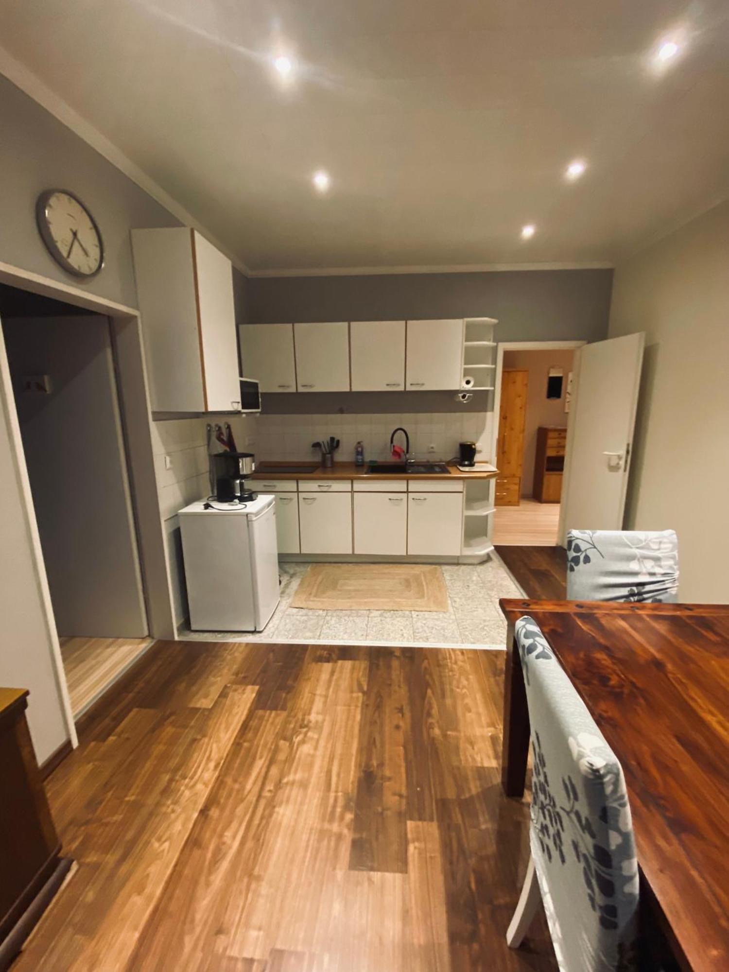 Appartement Flat For Up To 4 People In Dresden-Striesen Extérieur photo